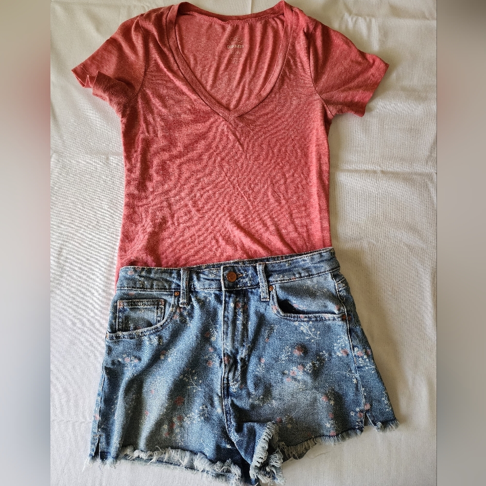 Old Navy pink coral shirt + Floral shorts